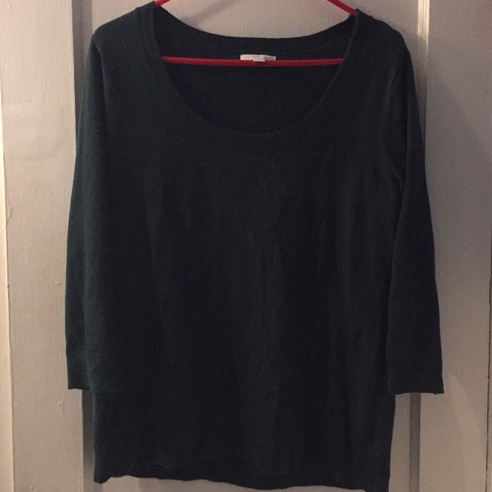 Hunter green sweater only worn once